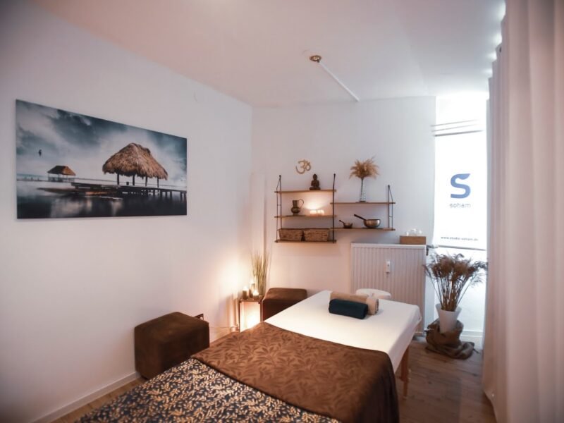 Soham Yoga und Massage