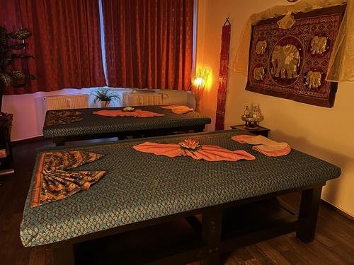 Romphoyen Massage