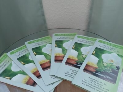 Weiße Orchidee Massagestudio