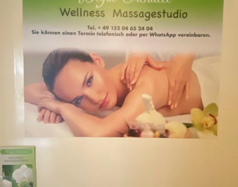 Weiße Orchidee Massagestudio