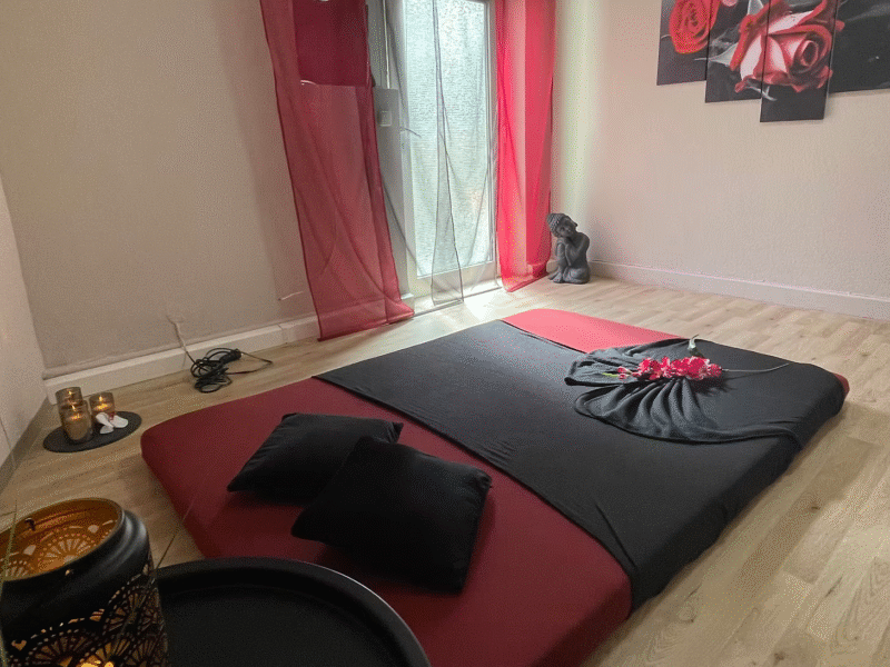 Haut auf Haut Massage