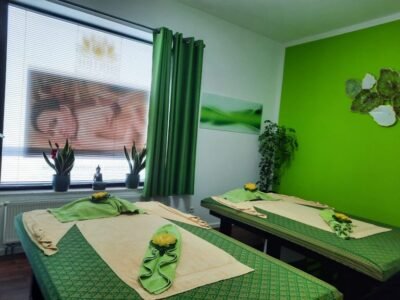 SUNTRIE- Traditionelle Thai Massagen