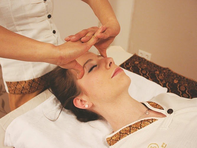 Surapy Wellness & Thaimassage