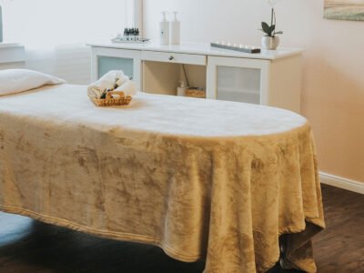 Schwerelos Floating & Massage