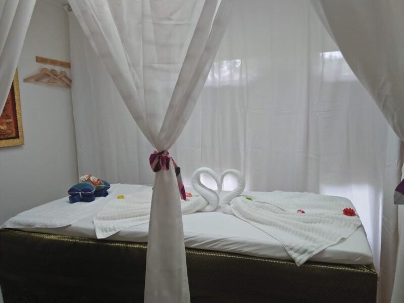 Thai Baipho Massage