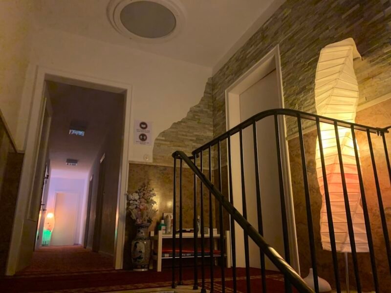 Lin China Massage