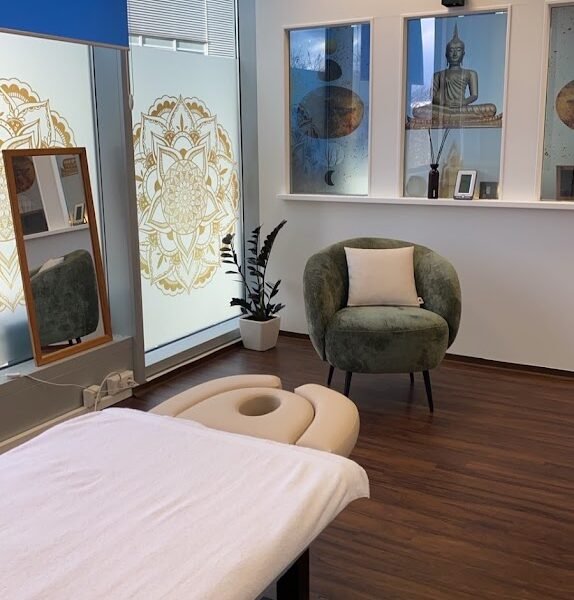 Wiparat Thai Solution Massage