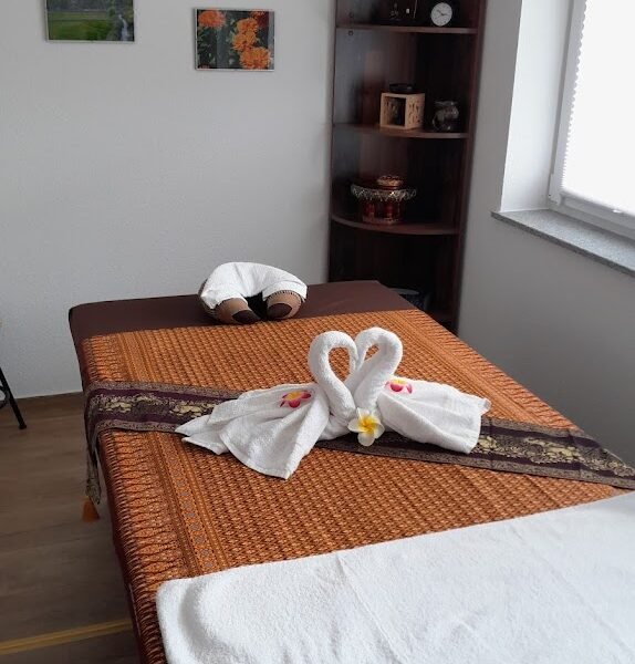 Thaimassage Way of Noi